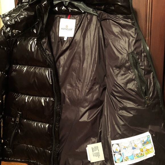 Black moncler medium jacket - Picture 2 of 4